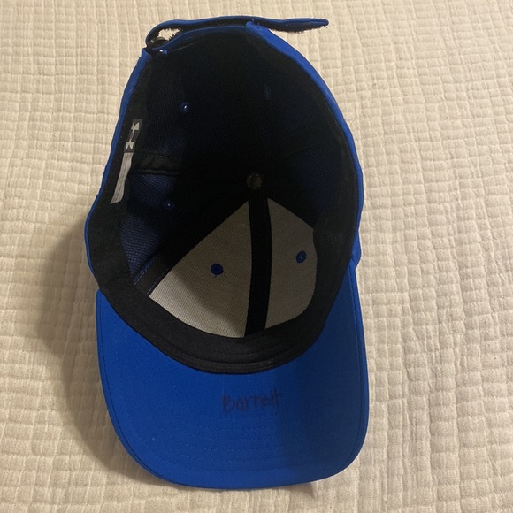 Under Armour kids hat - Picture 3 of 3